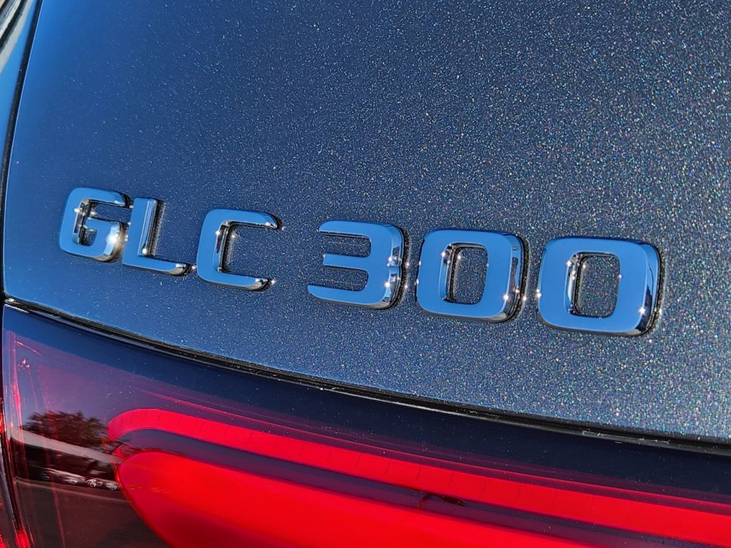 2026 Mercedes Benz GLC 300 4MATIC photo 10
