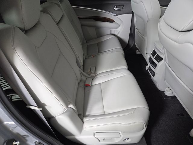 2019 Acura MDX SH-AWD photo 19