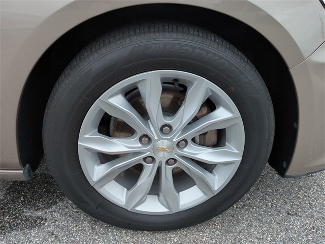 2025 Chevrolet Malibu 1LT photo 8