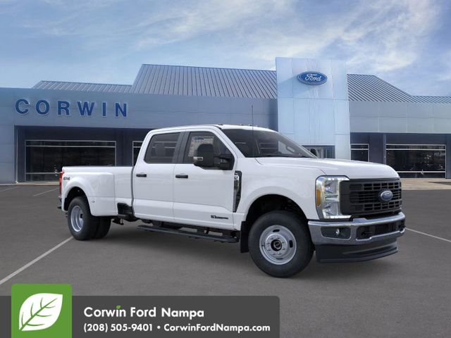 2026 Ford F-350 Super Duty XL's photo