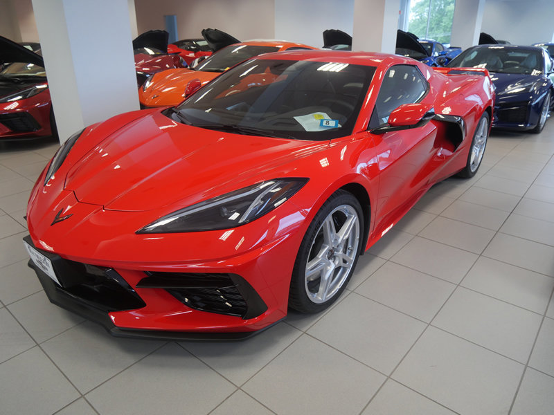 2024 Chevrolet Corvette Stingray 2LT photo 3