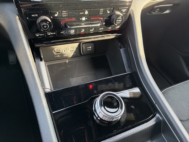 2025 Jeep Grand Cherokee Altitude photo 16