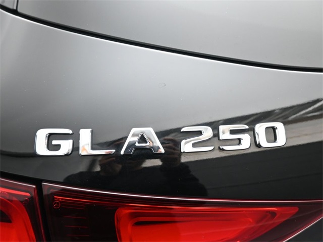 2023 Mercedes Benz GLA 250 photo 23