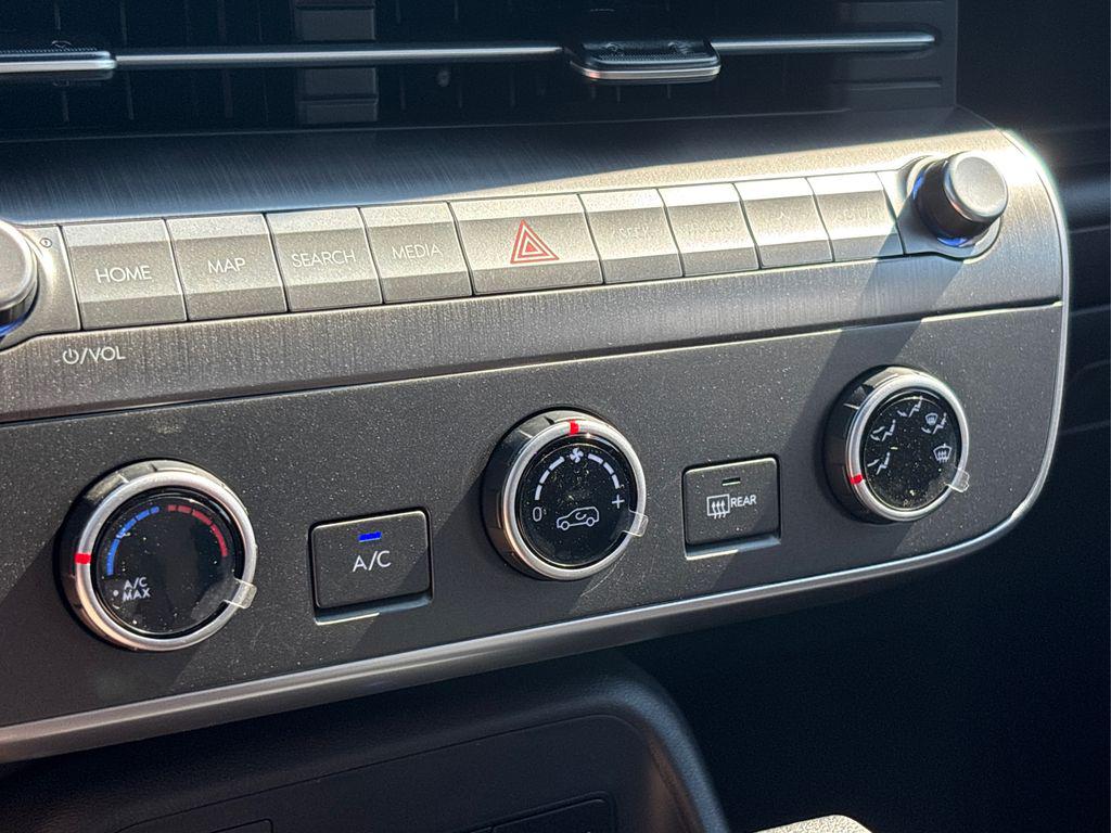 2026 Hyundai Kona SE photo 15