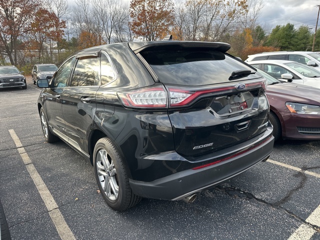 2018 Ford Edge Titanium photo 4