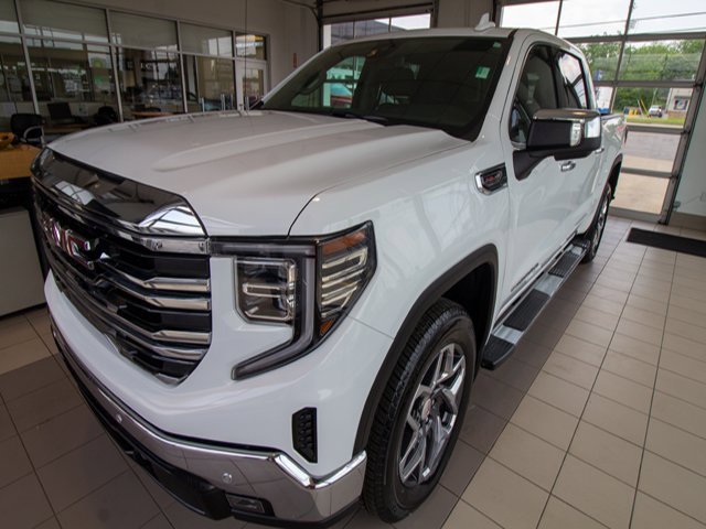 2024 Gmc Sierra 1500 SLT photo 2