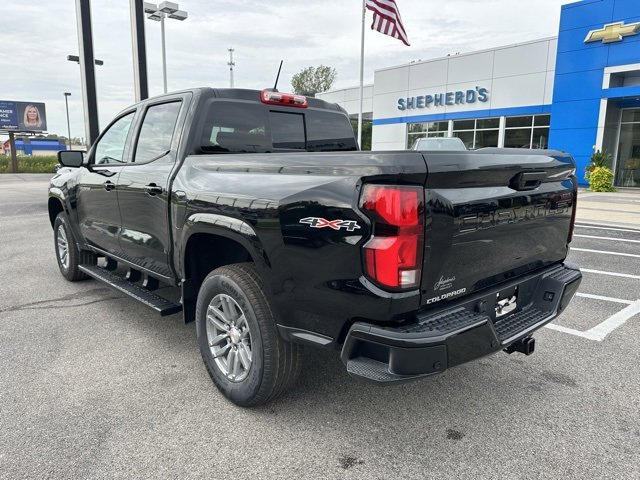 2026 Chevrolet Colorado LT photo 17