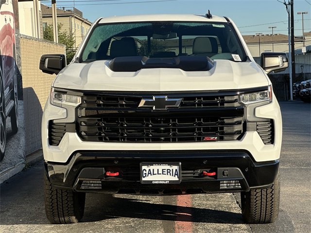 2026 Chevrolet Silverado 1500 LT Trail Boss photo 2
