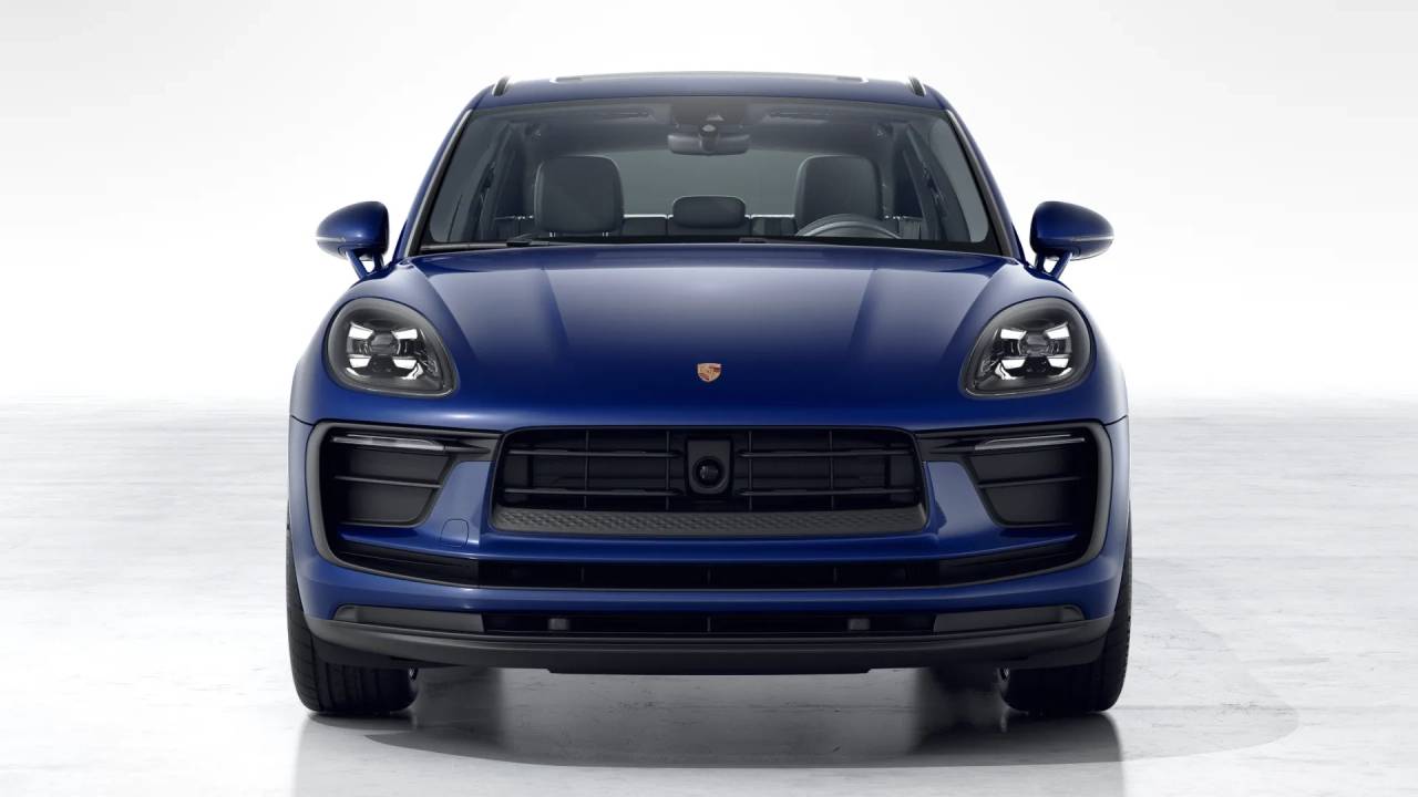 2026 Porsche Macan T photo 9
