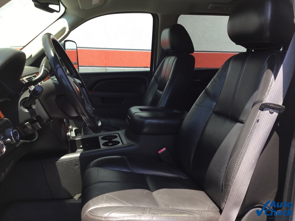 2011 Chevrolet Silverado 3500HD LTZ photo 22
