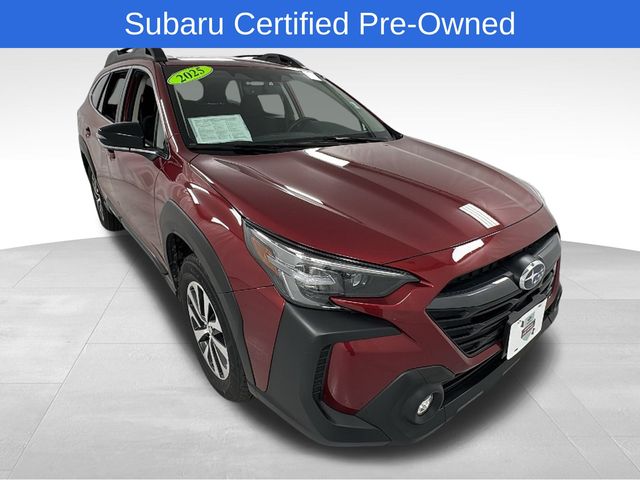 2025 Subaru Outback Premium's photo