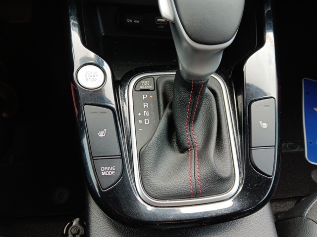 2023 Kia Soul GT-Line photo 12