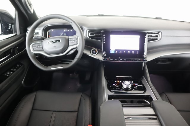 2025 Jeep Wagoneer Series II photo 6