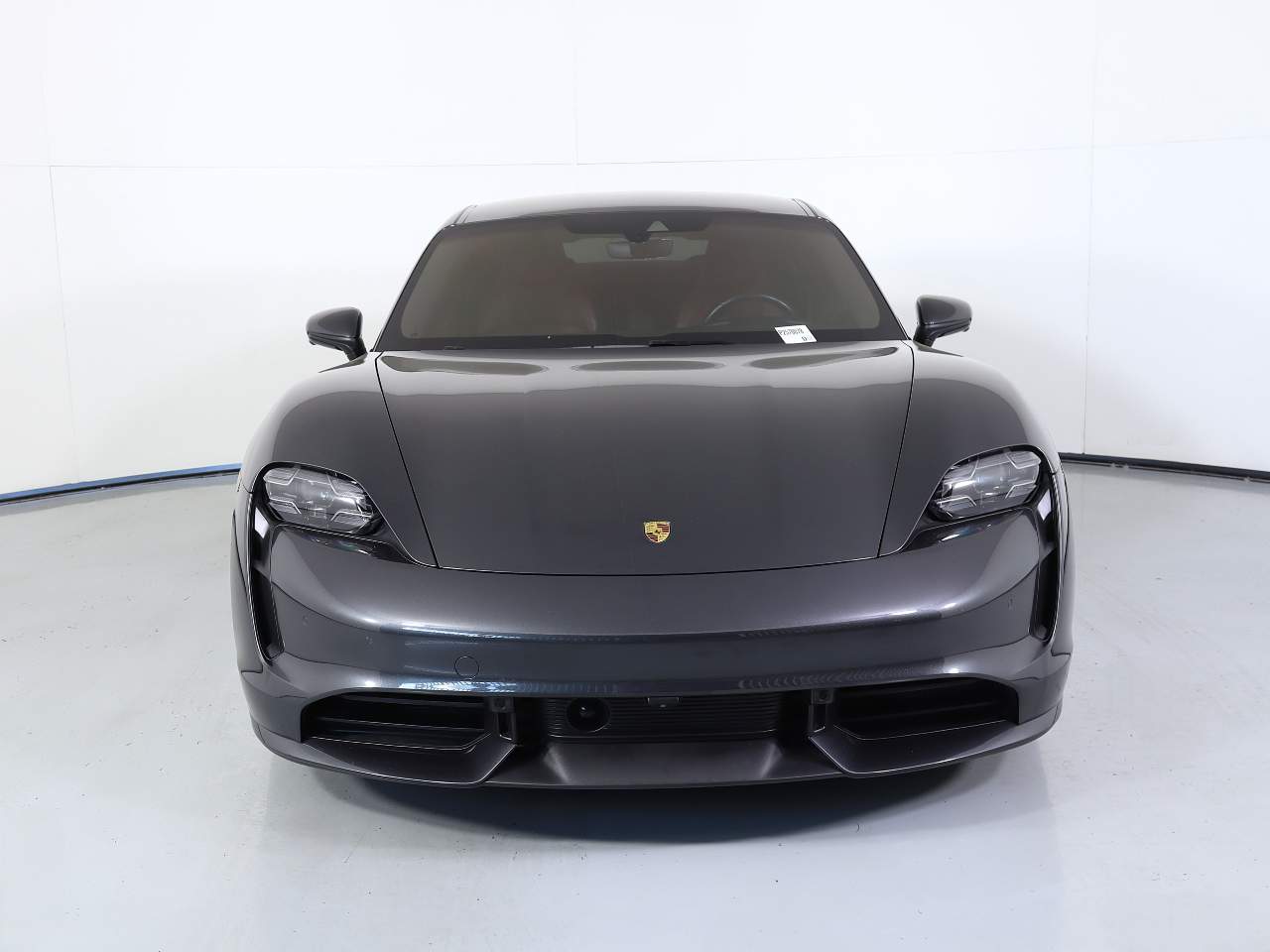 2020 Porsche Taycan Turbo photo 10