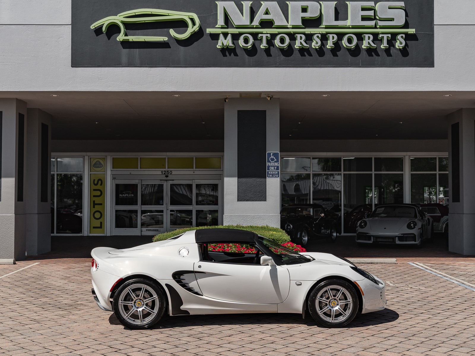 2006 Lotus Elise photo 17