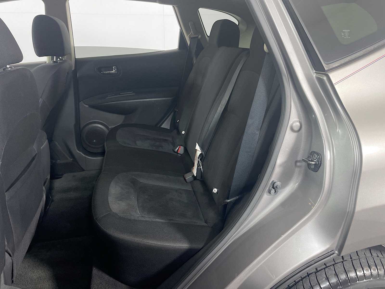 2015 Nissan Rogue Select S photo 19