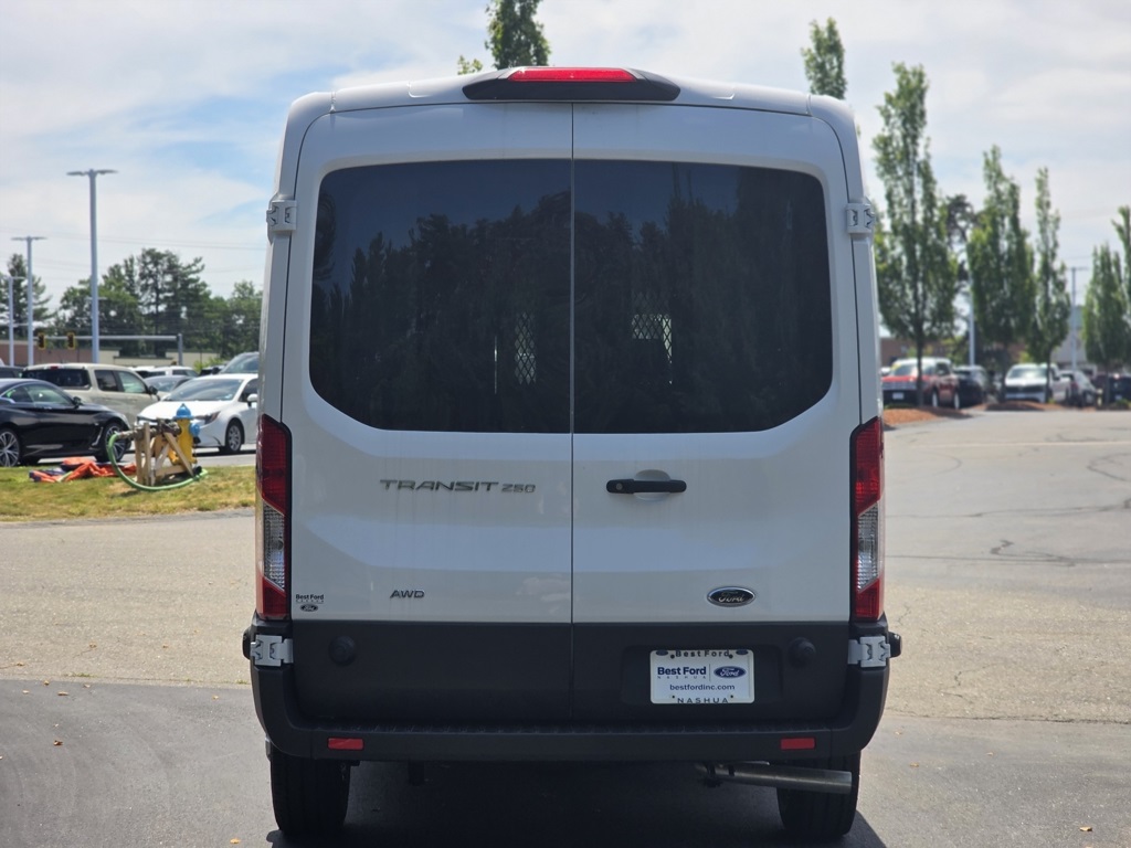 2025 Ford Transit Cargo Van photo 4