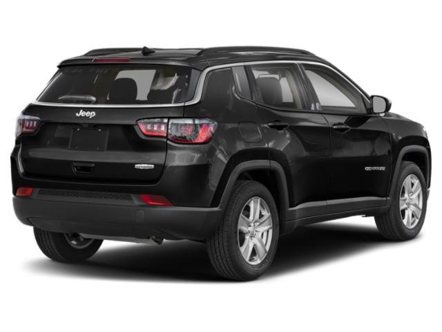 Used 2022 Jeep Compass Latitude with VIN 3C4NJDBB2NT105738 for sale in Saint Cloud, Minnesota