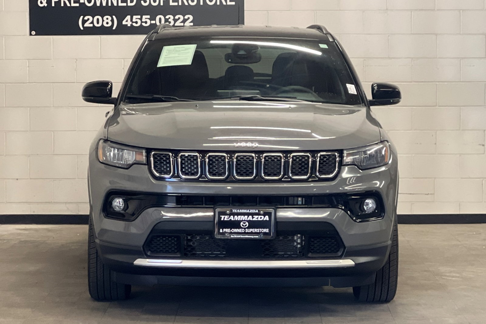2023 Jeep Compass Limited photo 6