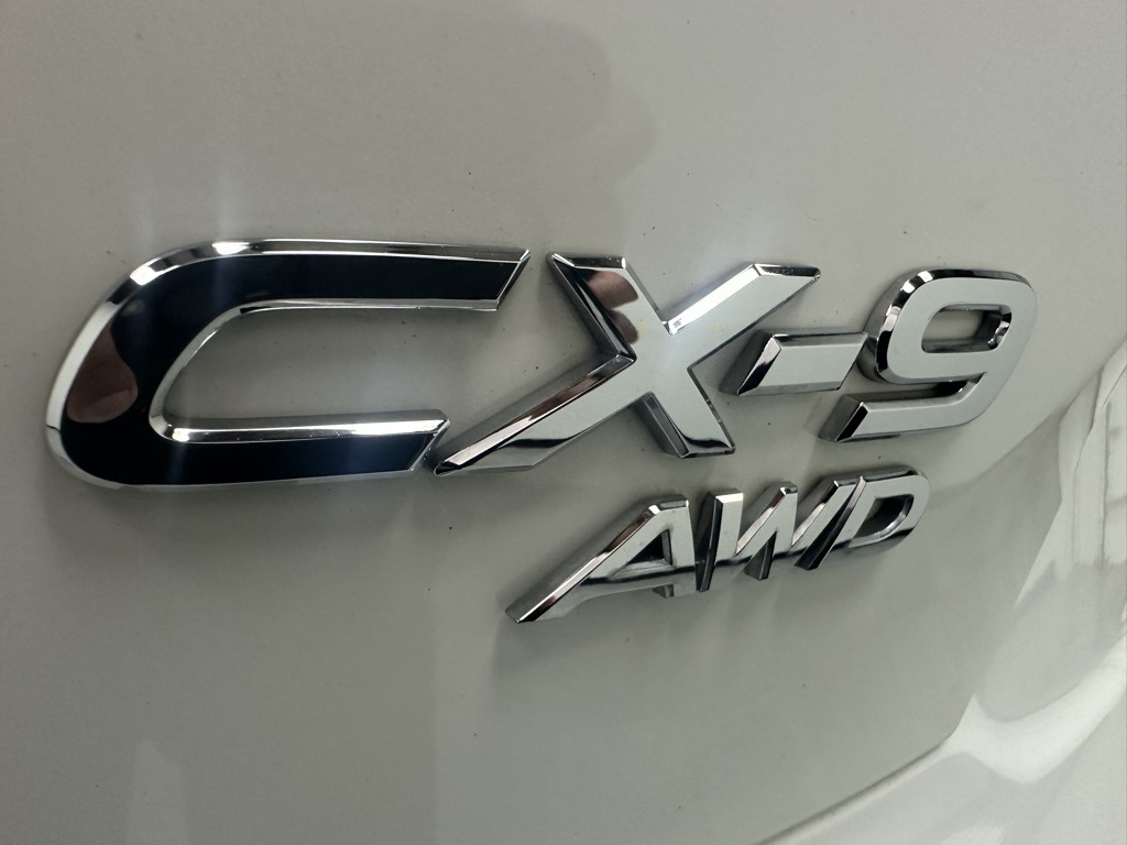 2016 Mazda CX-9 Grand Touring photo 5