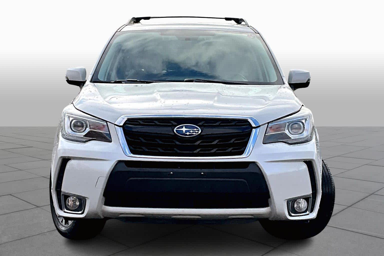 2018 Subaru Forester Touring photo 3