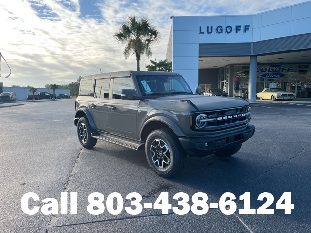 2025 Ford Bronco 4-Door Outer Banks's photo