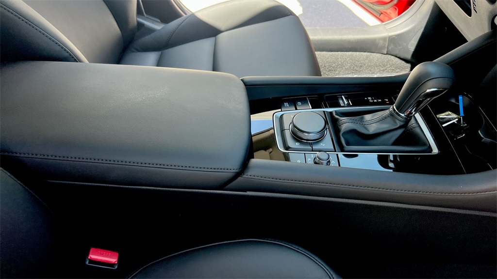 2025 Mazda Mazda3 Sedan 2.5 Select Sport photo 38