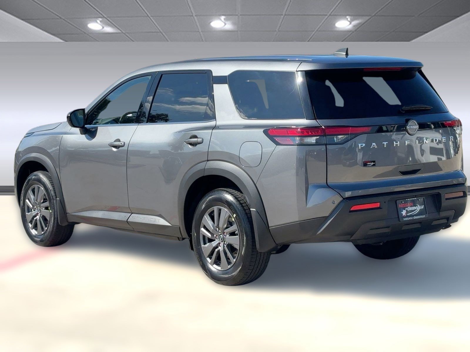 2025 Nissan Pathfinder S photo 3