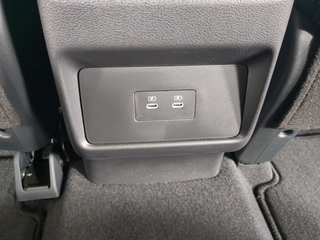 2026 Nissan Rogue SV photo 21