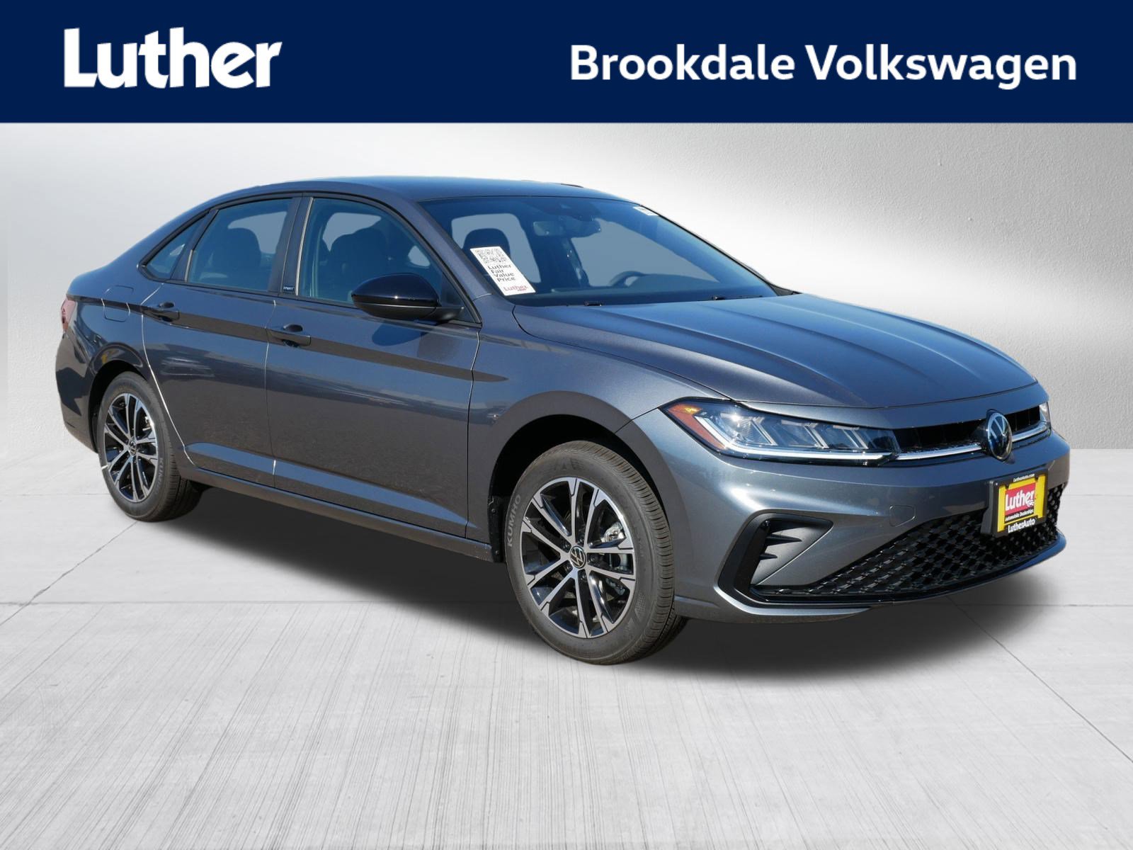 2025 Volkswagen Jetta Sport's photo