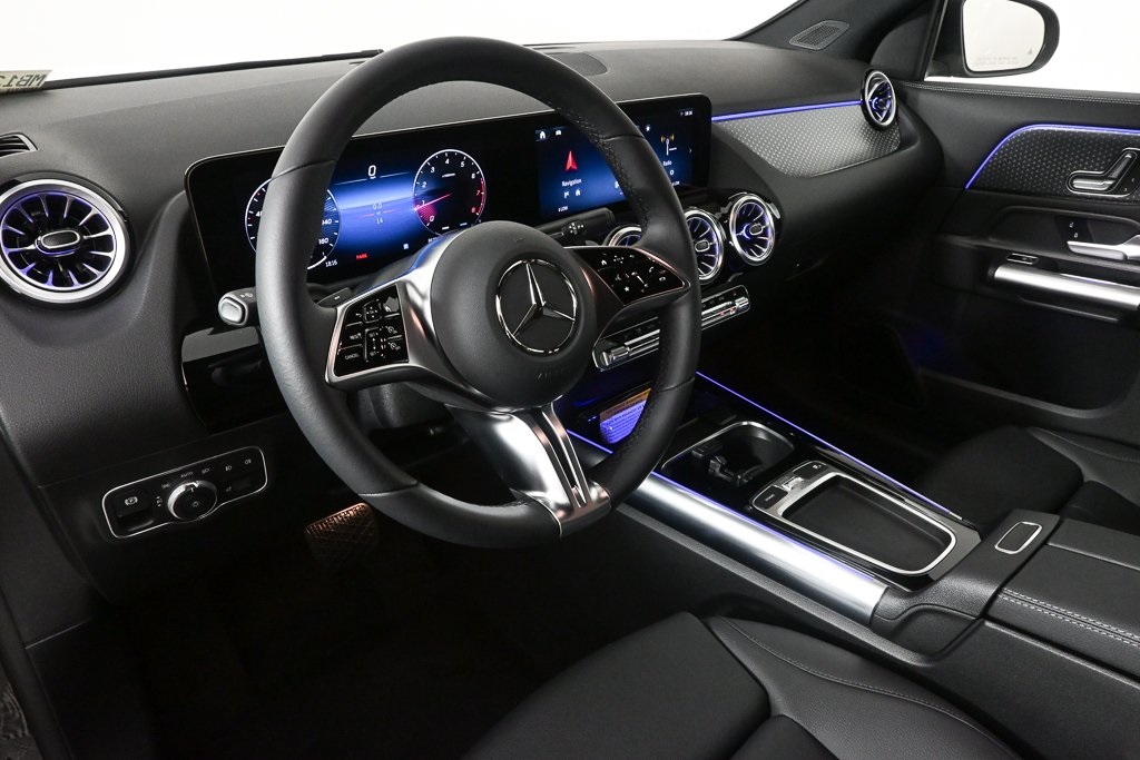 2025 Mercedes Benz GLA 250 photo 9