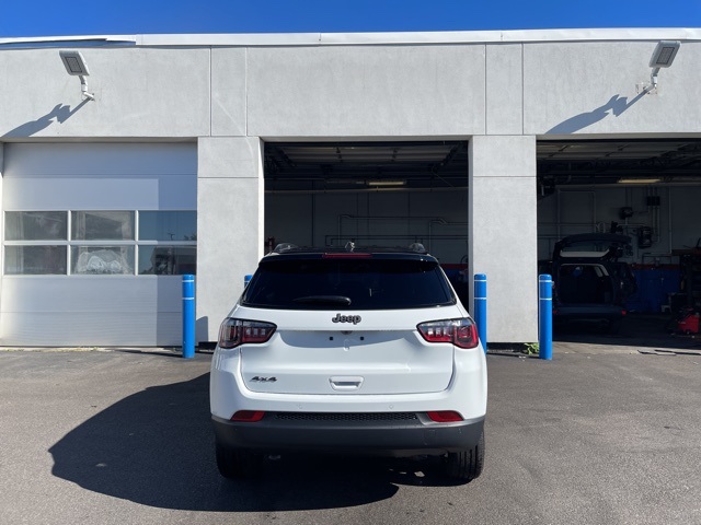 2026 Jeep Compass Limited Altitude photo 3