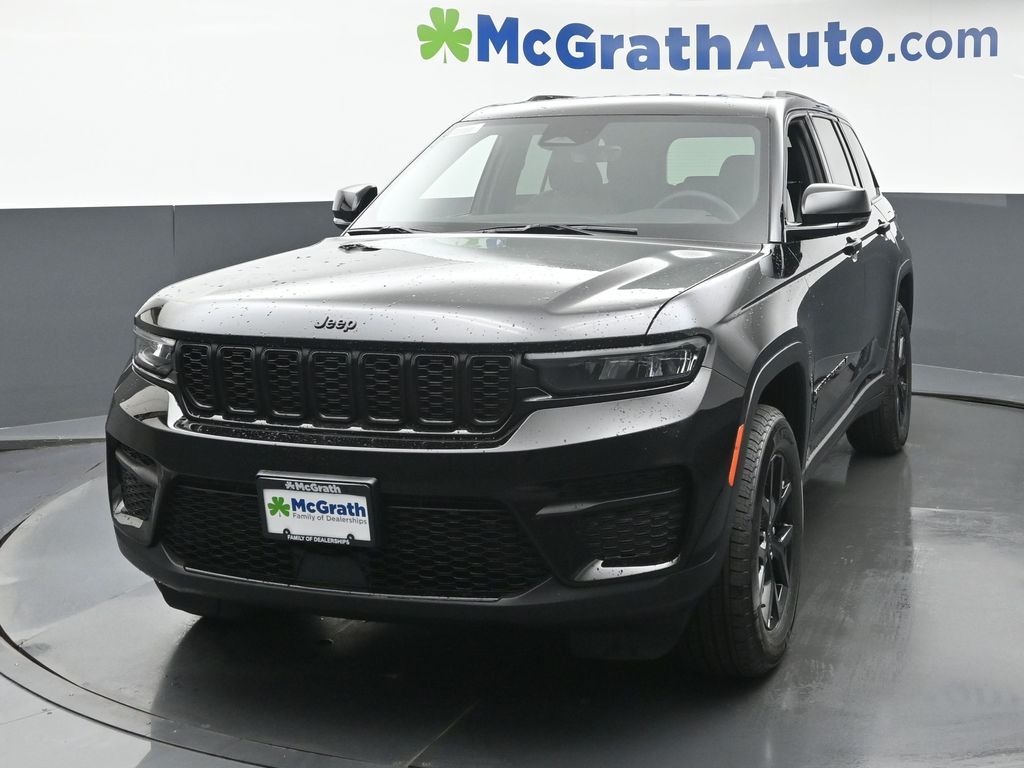 2025 Jeep Grand Cherokee Altitude X photo 4