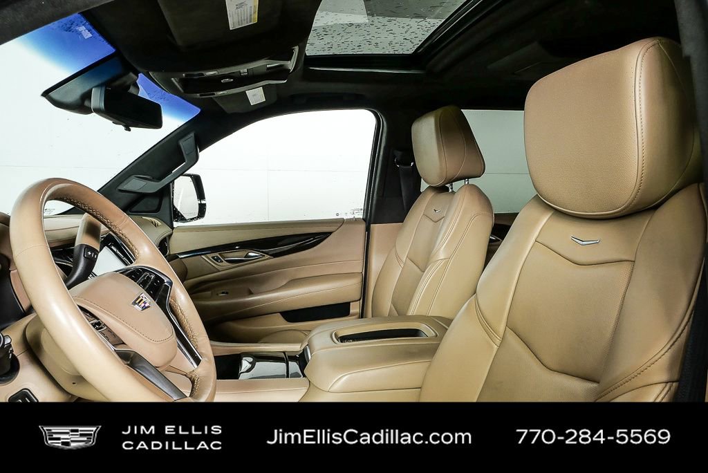 2019 Cadillac Escalade ESV Platinum photo 4