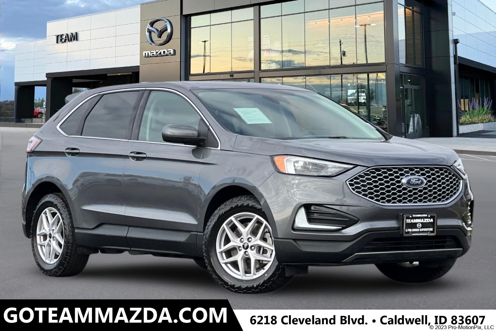 2023 Ford Edge SEL's photo