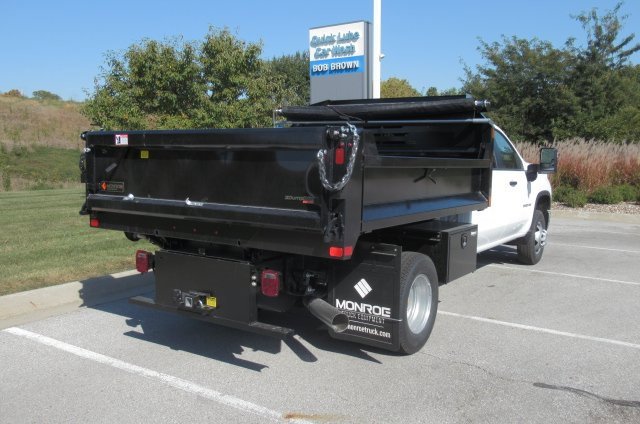 2024 Chevrolet Silverado 3500HD Work Truck photo 3