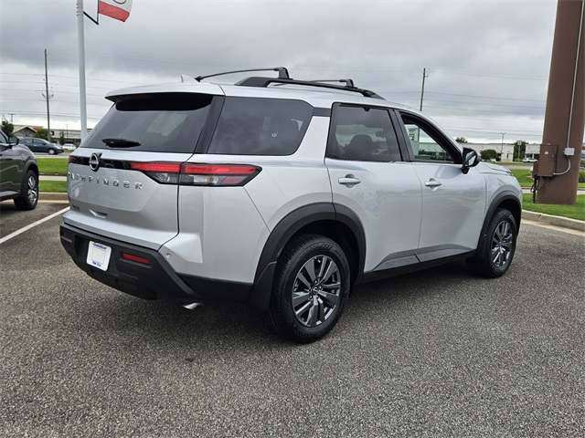 2025 Nissan Pathfinder SV photo 10