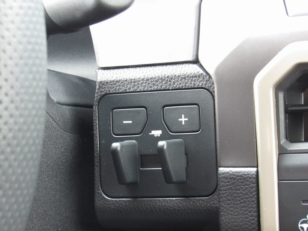 2024 Toyota Tacoma SR5 photo 26