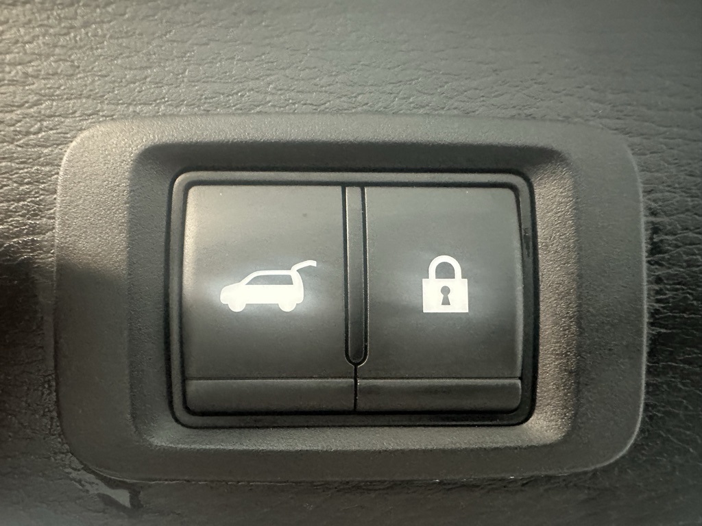 2023 Mitsubishi Outlander SEL photo 21