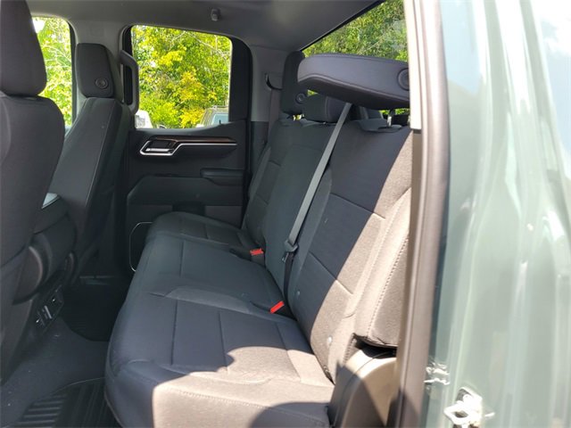 2026 Chevrolet Silverado 1500 LT photo 15