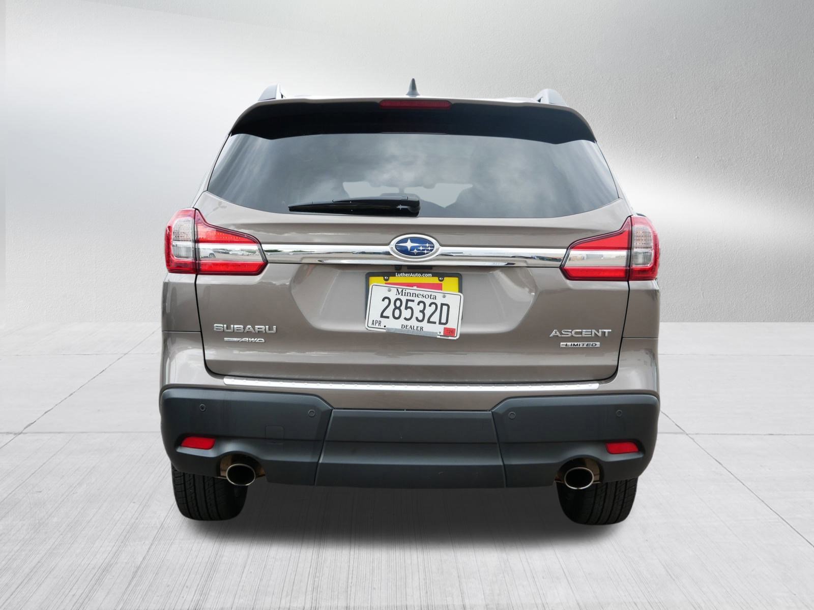 2022 Subaru Ascent Limited photo 6