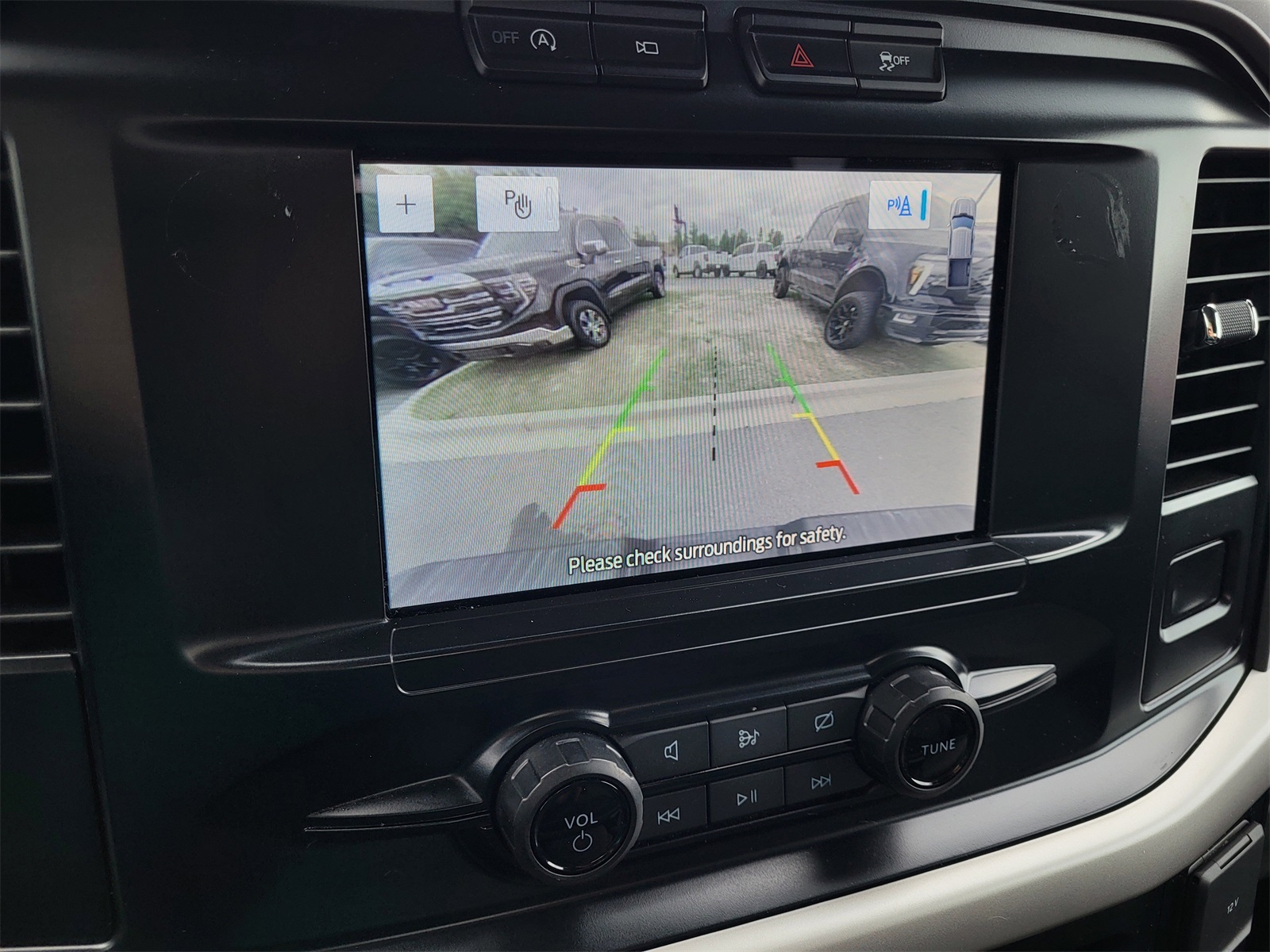 2023 Ford F-150 XLT photo 16