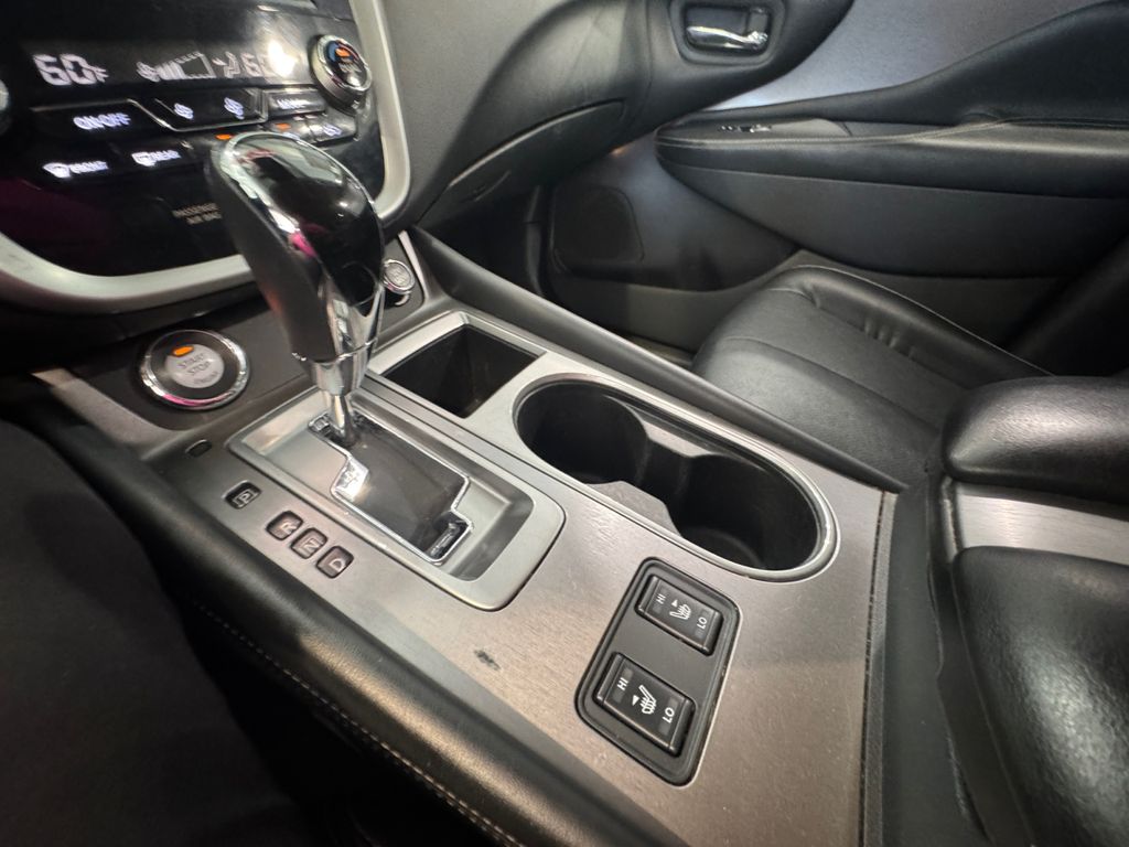 2021 Nissan Murano SL photo 21