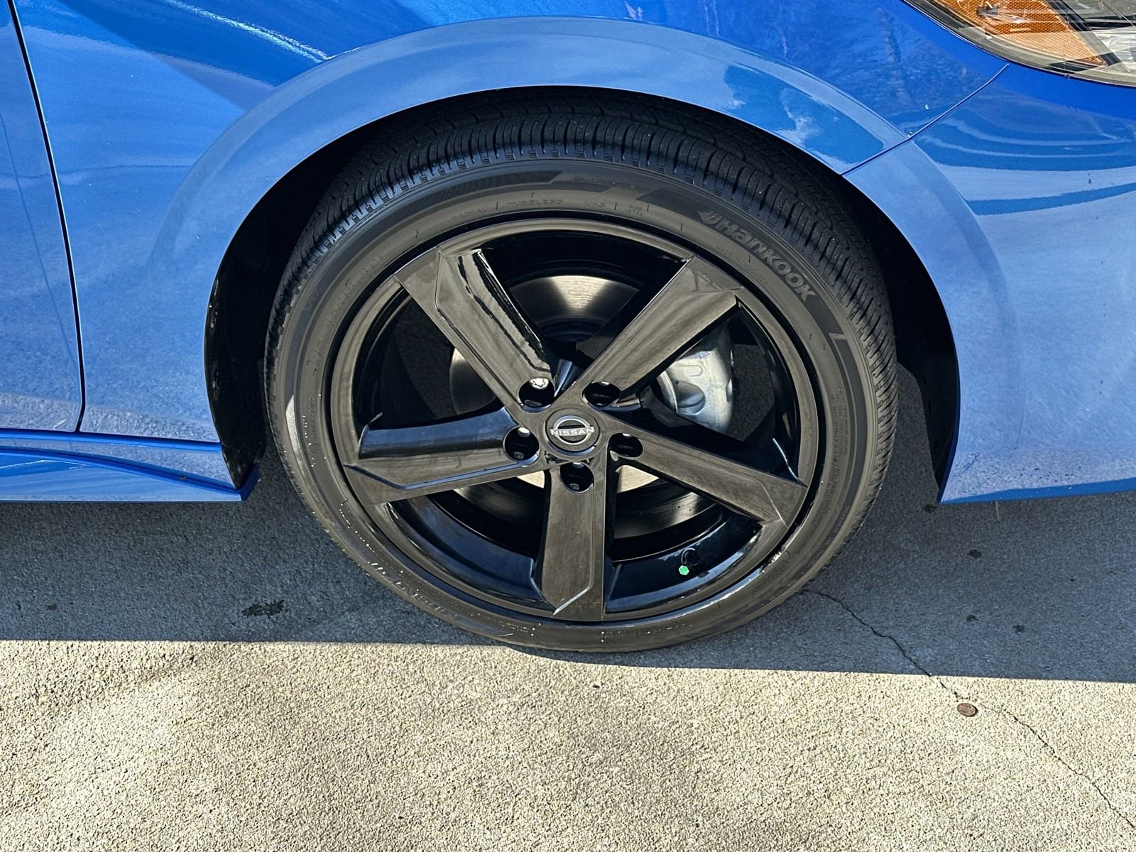 2025 Nissan Sentra SR photo 13