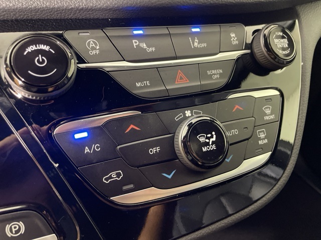2026 Chrysler Pacifica photo 34