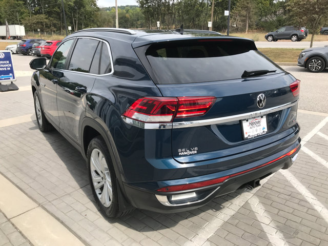 2021 Volkswagen Atlas Cross Sport V6 SEL photo 2