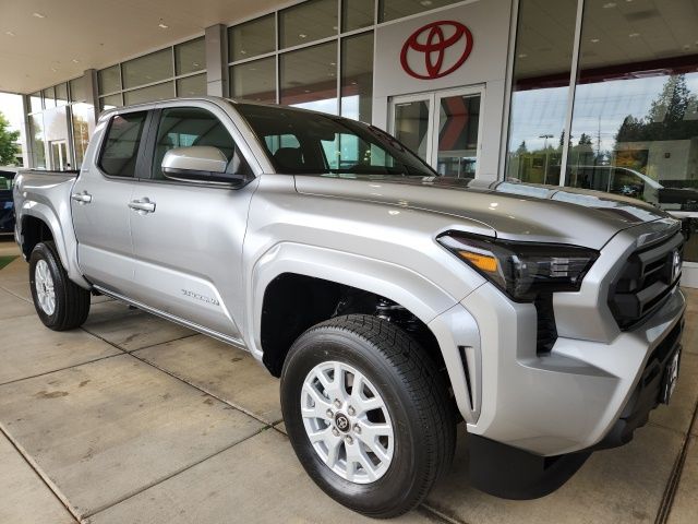 2025 Toyota Tacoma SR5 4x4 Double Cab photo 3
