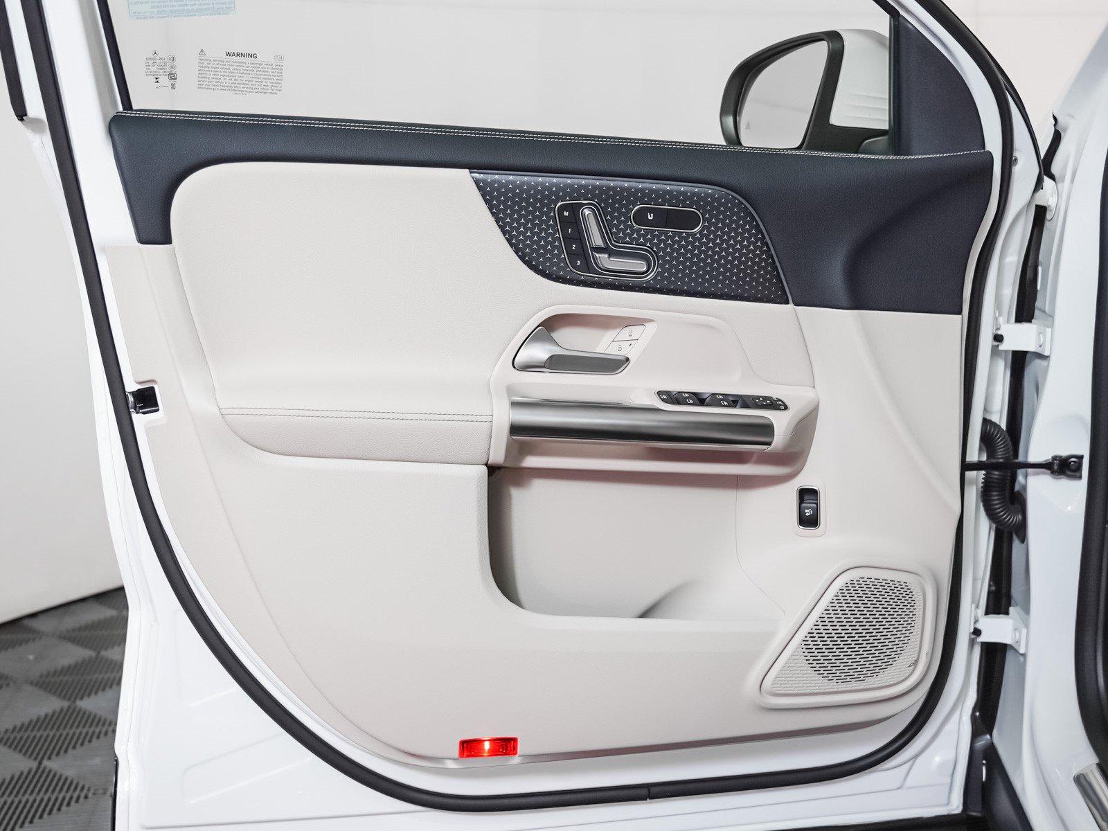 2025 Mercedes Benz GLA 250 4MATIC photo 19