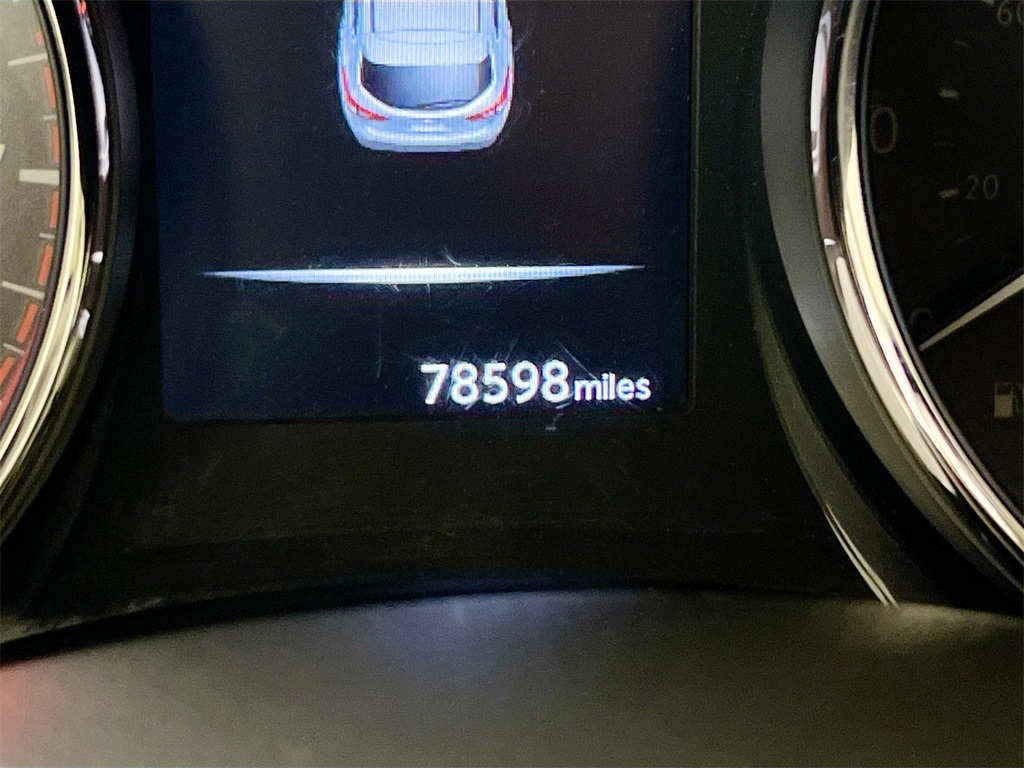Used 2017 Nissan Rogue Sport SV with VIN JN1BJ1CR0HW123069 for sale in Pasco, WA