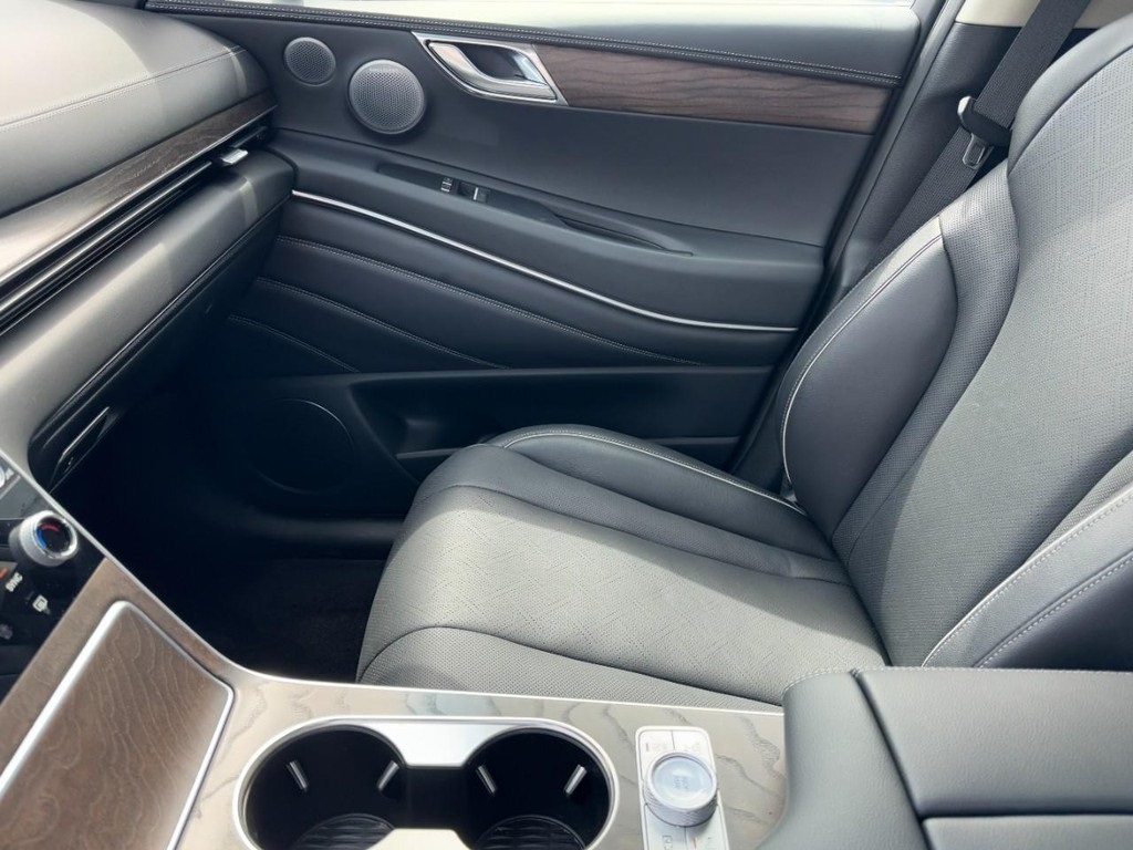 2025 Genesis GV80 3.5T Advanced photo 15